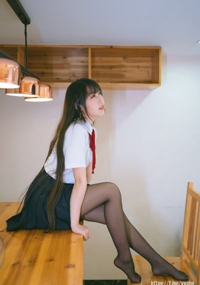 变成黑皮辣妹